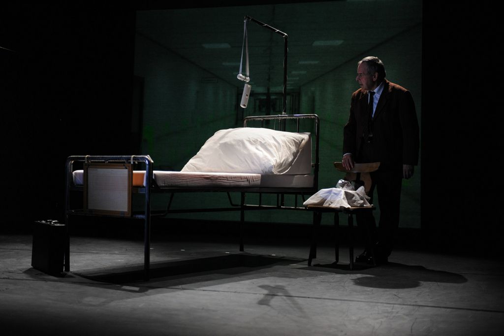 A. Dorfer/J. Hader - Regie: C. Gohlke - Salzburger Landestheater